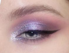 Purple Fairy Makeup, Fairy Eye Makeup, Purple Makeup Looks, Ball Makeup, Silver Makeup, Sparkly Makeup, Princess Makeup, Purple Eye Makeup, Glitter Eye Makeup