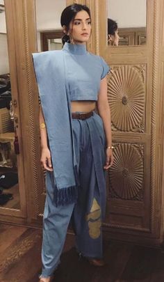 Sonam Kapoor in a Masaba denim saree Sonam Kapoor Fashion, Gaun Koktail, Dhoti Saree, Saree Wearing, Birthday Special, Sonam Kapoor, Dress Indian Style, Stylish Sarees