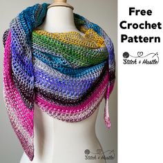 a crocheted scarf on a mannequin head with the text free crochet pattern