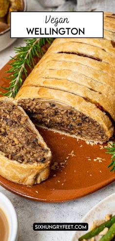 vegan wellington Vegetarische Diners, Vegan Wellington, Wellington Recipe, Plats Healthy, Vegan Holiday Recipes, Vegan Christmas Recipes, Makanan Diet, Beef Wellington, Vegan Thanksgiving