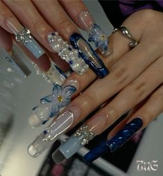 Blue Nails Pearl, Flowers Nails, Classy Acrylic Nails, Really Cute Nails