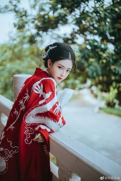 Chinese Clothing Traditional, Gaun Abad Pertengahan, Traditional Asian Dress, Hanfu Girl, Chinese Art Girl, China Girl, Japan Girl, Asian Outfits, Chinese Clothing