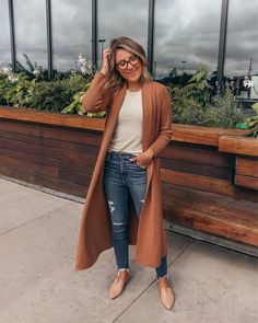 Long Cardigan Outfit, Earthy Style, Jeans Outfits, Fall Inspiration, Transition Outfits, Elegante Casual, Fall Clothes, Dream Style, Cardigan Outfits