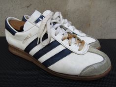 Adidas Rekord S NOS Vintage Retro Like Samba White Tennis Classic UK 6.5 | US 7 Awesome shoes minor scuffs, check photos for clear visual description. PLEASE VIEW ALL PHOTOS CAREFULLY AS I CONSIDER THEM PART OF THE DESCRIPTION. I WILL GLADLY COMBINE SHIPPING FOR MULTIPLE ITEMS PURCHASED IF THEY CAN BE SAFELY SHIPPED TOGETHER. DELIVERY WITHIN 5 BUSINESS DAYS, 1-2 DAYS HANDLING ONCE YOUR PAYMENT CLEARS, THIS ITEM WILL COME PROFESSIONALLY PACKAGED AND SHIPPED WITH CARE. PLEASE CONTACT ME THROUGH MESSAGES IF YOU HAVE ANY QUESTIONS OR CONCERNS. THANKS FOR LOOKING Samba White, Summer 2025, Awesome Shoes, Sneakers Athletic, Nice Shoes, Kenya, Halloween Shopping, All Photos, Athletic Shoes