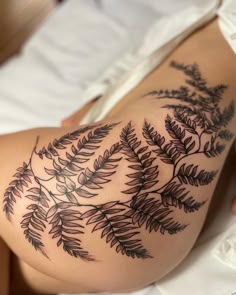 Side hip tattoo Fern Tattoo On Thigh, Leaves Hip Tattoos Women, Hip Framing Tattoo, Fern Hip Tattoos Women, Big Fern Tattoo, Hip Fern Tattoo, Fern Tattoo On Leg, Fern Leg Tattoos Women, Nature Thigh Tattoo Women