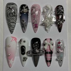 Paznokcie Hello Kitty, Punk Nails, Airbrush Nails, Grunge Nails, Hello Kitty Nails, Cat Nails, Dark Nails