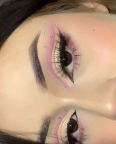 Ringtones Makeup, Eye Lash Lift And Tint Before And After, Makeup Looks With Jewels, Ideas De Maquillaje Aesthetic, Pink And Silver Makeup, Make Barbie, 15 Makeup Looks, Euphoria Themed Makeup, Maddy Euphoria Makeup