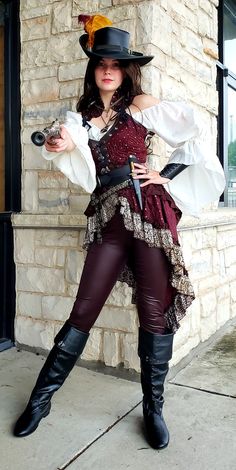 Pirate Dress Female, Female Pirate Cosplay, Pirates Clothes, Pirate Outfit Women, Captain Syrup, Diy Pirate Costume For Kids, Pirate Costume Kids, Pirate Girl Costume, Pirate Costume Diy