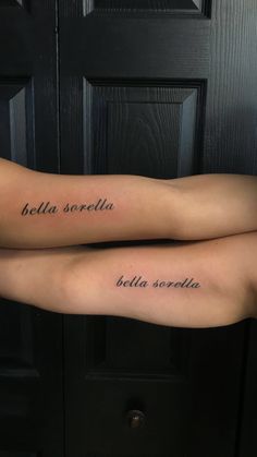 Bella sorella “beautiful sister” in Italian Italian Sister Tattoos, Tattoo Ideas Female Italian, Delicate Sister Tattoos, Sorella Tattoo, Italian Tattoo Ideas, Sister In Law Tattoos, Italian Tattoos For Women, Soul Sister Tattoos, Sister Tats