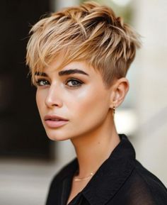 Women With Buzzed Hair, Pixie Highlights Brunette, Honey Blonde Pixie Haircut Black Women, Light Brown Pixie Haircut, Growing Out A Pixie, Really Short Hair, Short Hair Undercut, Messy Short Hair