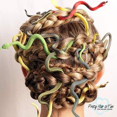 Boys Halloween Hair, Spooky Hair Day, Snake Costume For Kids, Cute Crazy Hair Day Ideas, Medusa Hairstyle, Medusa Braids, Boys Crazy Hair Day, Snake Hairstyle, Fun Braided Hairstyles