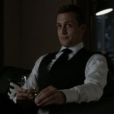 Specter Suits, Suits Tv Series, Suits Harvey, Suits Quotes, It Guy, Harvey Specter Suits, Suits Show, Awful People, Suits Tv