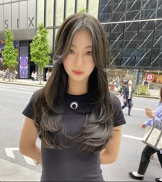 Curtain Bangs Long Hair Layers Straight Hair Asian, Long Layer Asian Hair, Korean Hairstyle For Long Face, Long Layers Korean, Layers Thinner Hair, Haerin Haircut, Layered Haircut Korean, Asian Haircut Long Layers Straight Hair, Layers Asian Hair