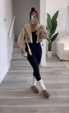 Snow Casual Outfit, Date Outfits Restaurant, Boots And Trench Coat Outfit, Uggs And Dresses Outfit, Fall Lookbook Outfits, East Coast Aesthetic Outfits Fall, 55 Degree Weather Outfit Casual, Tight Winter Outfits, Tights And Uggs Outfit