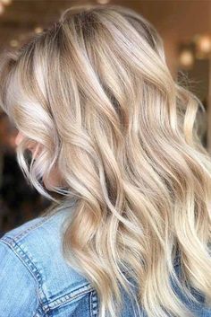 Light Ash Blonde Hair Color, Reddish Blonde Hair, Light Ash Blonde Hair, Hair Color Pictures, Ash Blonde Hair Colour, Ash Blonde Hair, Frontal Hairstyles