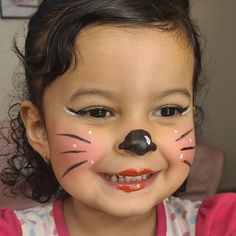 Face Painting For Girls Easy, Minnie Mouse Face Makeup, Girl Face Painting Easy, Kitty Face Paint Simple, Face Paint Cat Easy, Mini Mouse Face Painting, Halloween Kids Face Paint Easy, Kids Halloween Face Painting Ideas Easy, Face Paint Easy Ideas