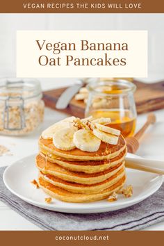 Vegan Banana Oat Pancakes