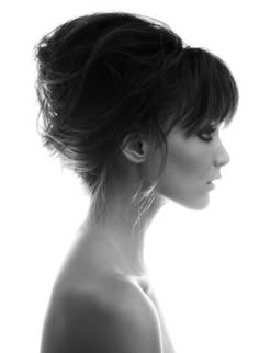 Amazing updo, especially love the bangs and the way that they frame the face. Makeup Tip, Retro Hairstyles, Good Hair, Big Hair, Gorgeous Hair, Bridesmaid Hair