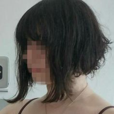 Short Anime Haircuts For Women, Shaggy Bob For Fine Wavy Hair, Side Tail Haircut, Short Goth Hair With Bangs, Sidetails Hair, Short Emo Haircuts For Women, Tomboy Sidetails Haircut, Sidetail Haircut