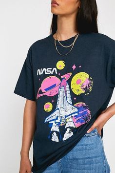 Nasa Outfit, Intergalactic Party, Nasa Aesthetic, Nasa Clothes, Nasa Wallpaper, Vintage Nasa, Nasa Shirt, Nasa Logo, Space Outfit