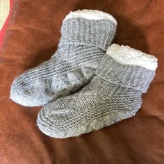 Brand New Without Tags Slipper, Socks Fit Size 7/8 See Pics Cozy Comfortable Non-slip Socks, Gray Non-slip Socks, Warm Gray Casual Socks, Warm Casual Gray Socks, Casual Warm Gray Socks, Casual Gray Knitted Socks, Comfortable Knitted Gray Socks, Ugg Slippers Women, Red Slippers