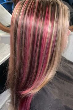 Neapolitan Highlights Bleach Hair Dye, Hair Highlights Ideas, Strawberry And Chocolate, Bleach Hair, Cute Hair Colors, Hair Inspiration Long, Hair Streaks, Dyed Hair Inspiration