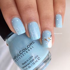 Nails For Snow Trip, Snow Man Nail Art, Snow Man Nails, Snow Nails Winter Blue, Snowman Nails Design, Snow Nail Art, Light Blue Winter Nails, Snow Nails, Nail Art Instagram