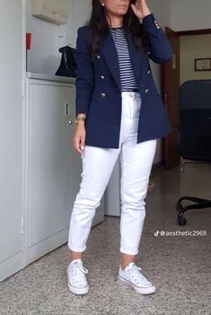 Blazer Outfits For Women, Winter Typ, Stylish Work Attire, Business Casual Outfits For Work, Classy Work Outfits, Jacket Outfit, Classy Casual Outfits