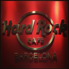 the logo for hard rock cafe barcelona