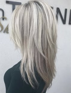 Graduation Hair, Dark Auburn, Blending Gray Hair, Gray Hair Highlights, Beautiful Hairstyles, Long Blonde, Auburn Hair