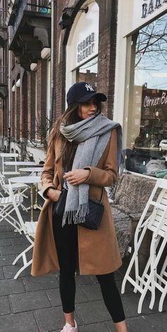 Winter Fashion Outfits Dressy Classy, Winter Outfits 2022, Nyc Winter Outfits, Ny Outfits, New York Outfits, Stylish Winter Outfits, Europe Outfits, Winter Fashion Outfits Casual, City Outfits