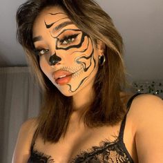 Hallowen Schminke, Nem Halloween Makeup, Halloweenský Makeup, Holloween Makeup, Drag Make-up, Cute Halloween Makeup, Hot Halloween Outfits, Skeleton Makeup, Halloween Makeup Pretty