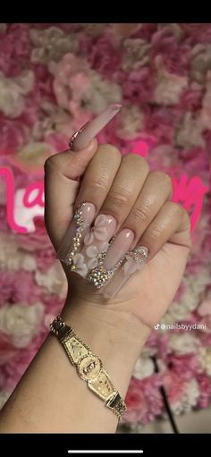 #follow #acrylicnails #longnails #beautyblog #nailart #nailsofinstagram #nails #blogging #blogger #Blog Simple Heels Outfit, Long Acrylic Nail Designs Baddie, Nude Bling Nails, Insta Baddie Nails, Glam Birthday Nails, Blinged Out Nails, Nail Gems