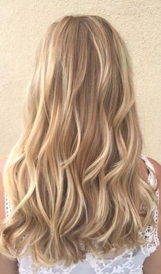 Blackberry Hair Colour, Warm Blonde Hair, Warm Blonde, Spring Hair Color, Spring Hair, Balayage Hair Blonde