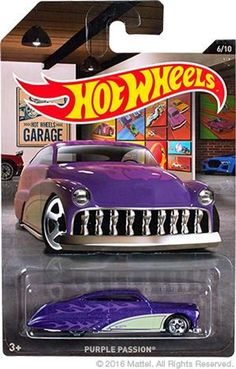 a hot wheels purple car with chrome rims