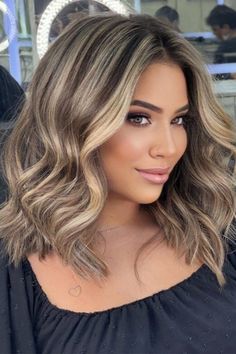 The honey balayage short hair trend is taking the Internet by storm, and we’re all rooting for it. These hairstyles are stunning, sophisticated, and low-maintenance. The balayage technique makes the short strands stand out and highlights their curves and layers. These hairstyles will make your hair ten times more voluminous and lively. 2023 Hair Color Trends For Women Long Hair, Honey Balayage Short Hair, Highlights For Short Brown Hair, Hair Coloring Ideas, Balayage Short Hair, Short Brunette Hair, Honey Balayage, Balayage Short, For Medium Length Hair Hairstyles