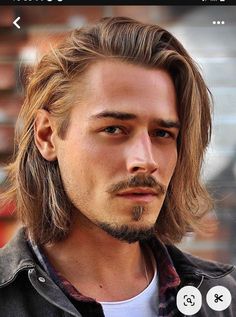 Mens Layered Haircut Long, Men's Long Hairstyles Straight, Shoulder Length Hair Men, Long Hairstyle Men, Long Haircuts For Men, Medium Length Haircut With Layers, Haircut Layers, Long Sleek Hair, Man Bun Hairstyles