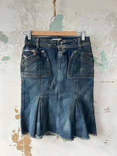 Vintage 00s Diesel Distressed Faded Denim Skirt Size 26   Measurements: 26 Waist - 35cm. Condition: Excellent condition. Diesel Vintage, Womens Skirts, Diesel Jeans, Faded Denim, Denim Skirt, Ukraine, Skirt, Clothes For Women, Blue