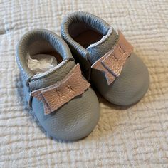 New Unused Smoke Free Pet Free Home Shoes Color, Kids Shoes, Baby Shoes, Kids Shop, Pet, Color