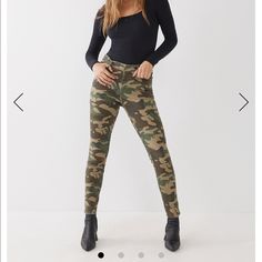 True Religion Jennie Camo Curvy Skinny Jean. This Mid Rise Women's Curvy Skinny Jean Prevents Gaping At The Waistband And Is Specially Designed To Maximize Shape Retention Throughout The Day. Featuring A Supreme Allover Camouflage Design, Tonal Stitching, And Antiqued Hardware. Finished With 1/4 Inch Horseshoe Detailing Along The Back Pockets. -Material: 97% Cotton 3% Spandex - Sizes Available: 28, 29, 30 (See Pic For Measurements) - Color: Camouflage Approximate Measurements: Size 29 - Waist 15 True Religion Jeans Women, Camouflage Jeans, Fringe Jeans, Yellow Jeans, Camouflage Design, Camo Jeans, Brown Jeans, Studded Jeans, Distressed Denim Jeans