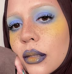 Blue And Yellow Eyeshadow Looks, Blue And Yellow Eyeshadow, Yellow Eyeshadow Looks, Yellow Eyeshadow