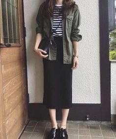 style inspiration Street Style Skirt, Rock Chic, Korean Outfits, Mode Inspiration, Trendy Fashion Women, Outfit Casual