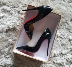 Fashion Heels, Black High Heels, Pretty Shoes, Dream Shoes, Beautiful Shoes, Luxury Shoes