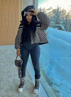 Khrisjoy Jacket Outfit, Snowsuit Outfit Black Women, Ski Outfits Black Women, Ski Trip Outfit Black Women, Denver Colorado Winter Outfits, Snow Outfits For Black Women, Winter Rave Outfits, Mode Au Ski, Winter Inspo Outfits