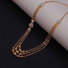 Plain Gold Necklace, Layer Chain, Gold Bridal Necklace, Neck Pieces Jewelry, Gold Jewelry Outfits, Antique Gold Jewelry Indian, Gold Jewelry Simple Necklace, Diamond Jewelry Store, Gold Chain Design