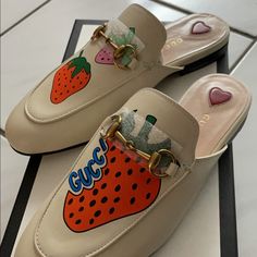 Slip On Trendy New With Tags. Gucci Floral Mules, Gucci Strawberry Shoes, Gucci Princetown, White Strawberry, Gucci Tote Bag, Shoes Gucci, Louis Vuitton Sandals, Louis Vuitton Boots, Gucci Leather