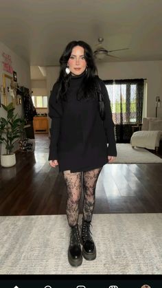 Casual Server Outfit, Alternative Clubbing Outfits, Comfy Dark Outfits, Kooky Outfits, Alt Thanksgiving Outfit, Plus Alternative Fashion, Professional Grunge Outfits, Gothic Office Outfit, Cozy Goth Outfit