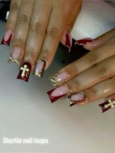 Nails Cute Red Birthday Nails, Red And Gold Acrylics, Red And Gold Chrome Nails, Red Gold Nails Design, Nail Freestyle Designs, Medium Red Nails, Red Prom Nail Ideas, Red Junk Nails, Red And Gold Nail Ideas