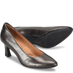 Crafted in luxurious leathers with a modern, flattering silhouette, this shapely pump will instantly elevate any look. Sofft Shoes, Shoes And Boots, Final Sale, Pumps, Boots, Free Shipping, Leather