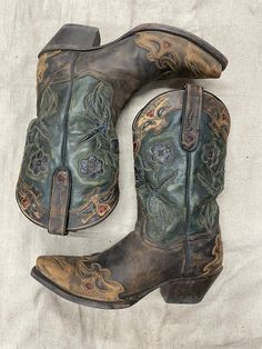 Excellent Condition Rare Blue Bird Boot Snip Toe Old Cowboy Boots, Blue Cowboy Boots, Cowboy Boots Square Toe, Wishlist 2024, Vintage Cowboy Boots, Spring Boots, Cowboy Boot, Toe Shoes, Cowgirl Boots